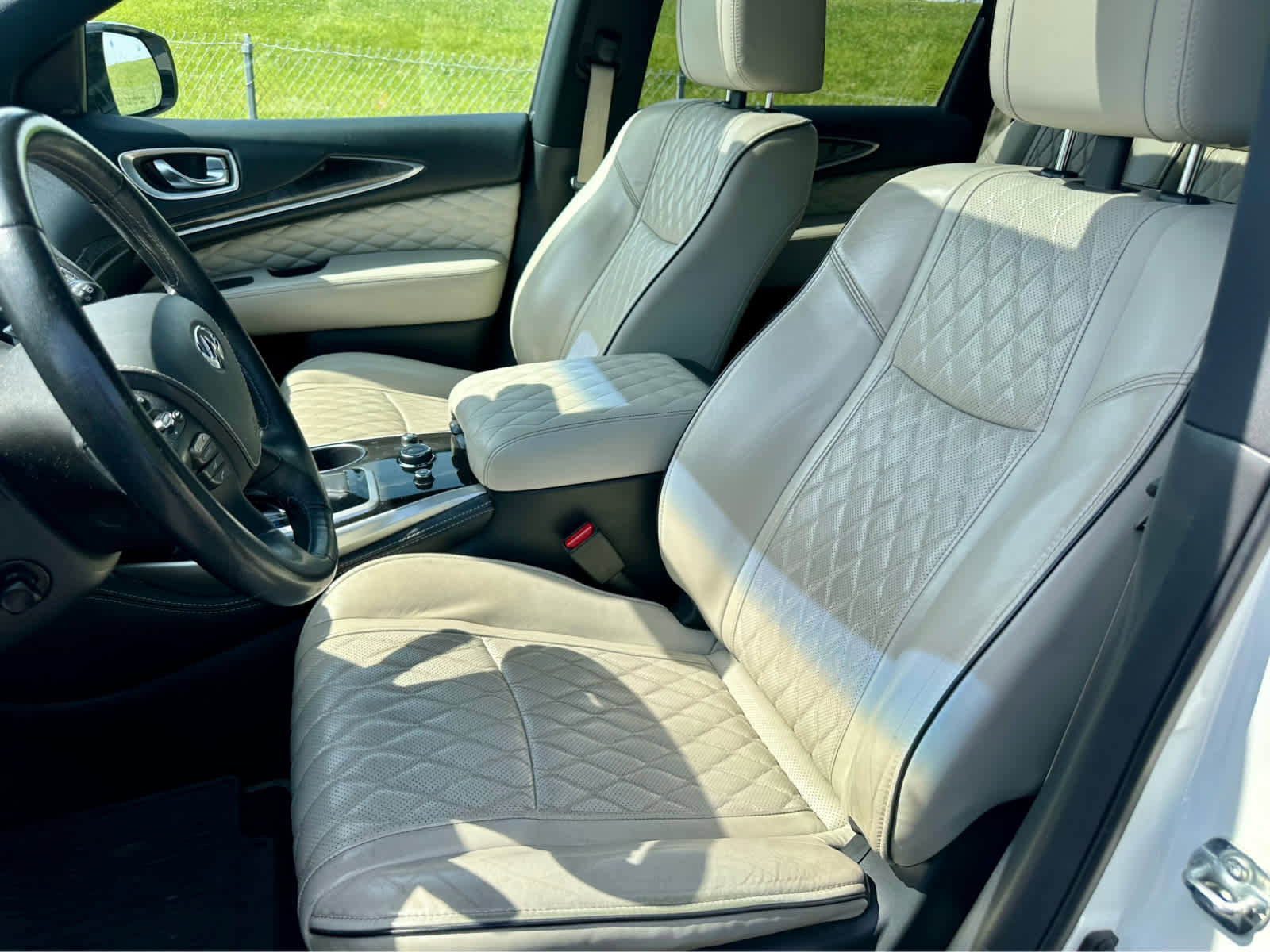 Used 2019 INFINITI QX60 Luxe w/ Limited Package FWD image 11