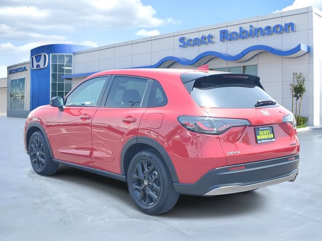Certified 2025 Honda HR-V Sport image 3