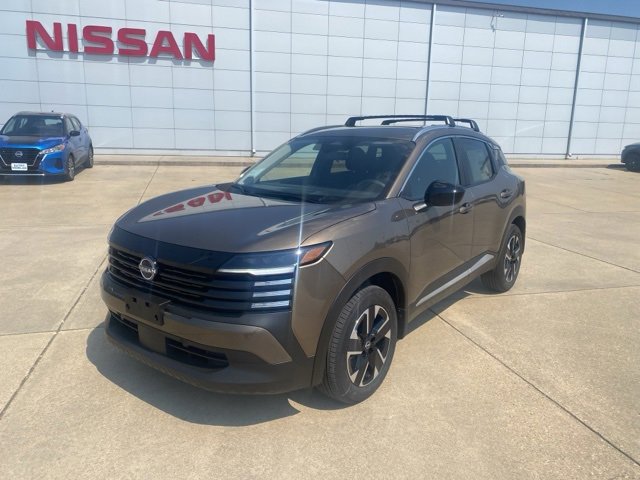 New 2026 Nissan Kicks SV w/ SV Premium Package image 2