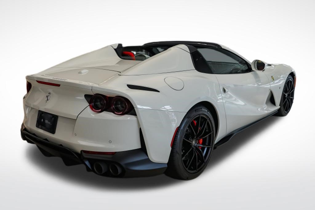 Used 2021 Ferrari 812 GTS RWD image 5