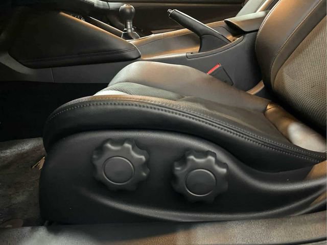 Certified 2024 Nissan Z Performance w/ Floor Mat Package image 12