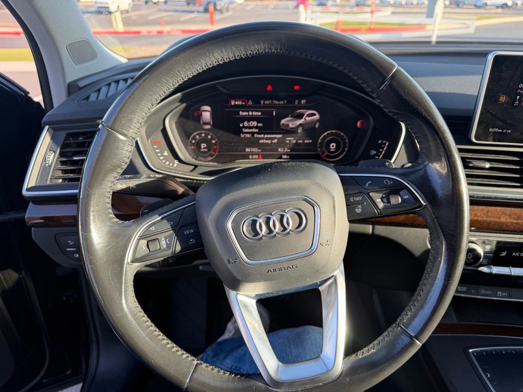 Used 2018 Audi Q5 2.0T Premium Plus w/ Premium Plus Package AWD/4WD image 11