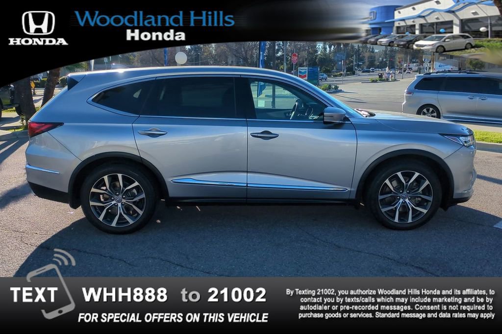 Used 2022 Acura MDX SH-AWD w/ Technology Package image 4