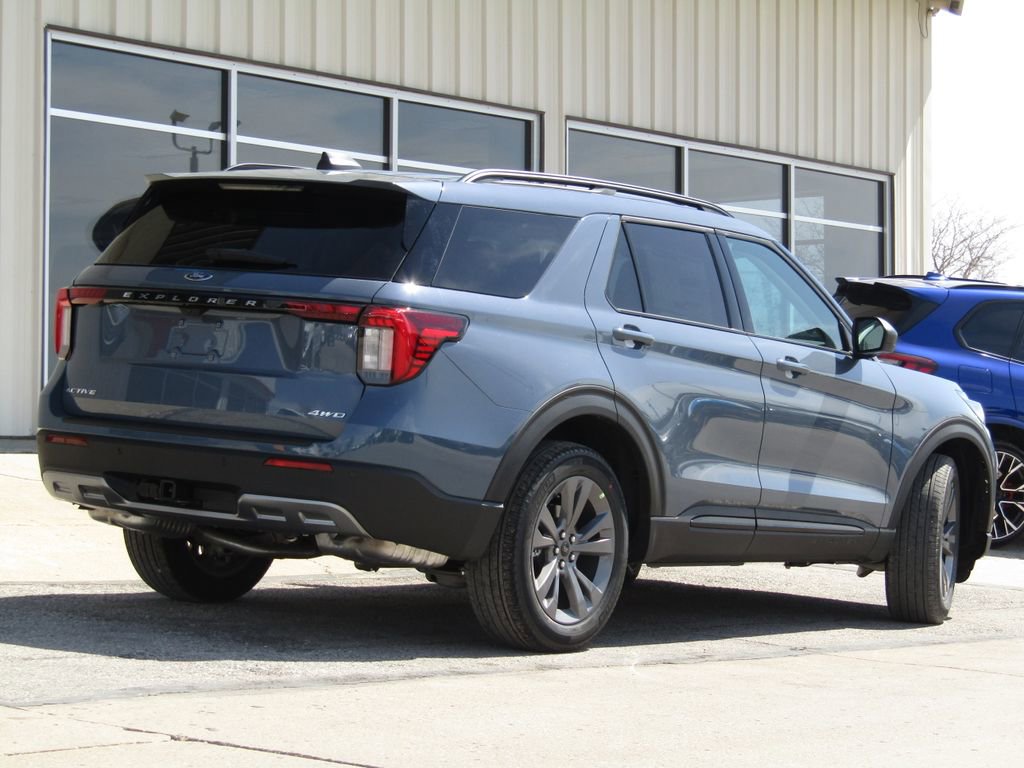 New 2026 Ford Explorer Active image 3