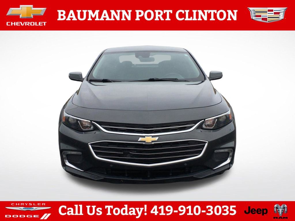 Used 2018 Chevrolet Malibu LT w/ Driver Confidence Package FWD image 11