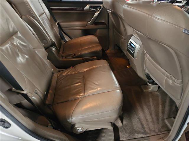 Used 2017 Lexus GX 460 AWD/4WD image 20