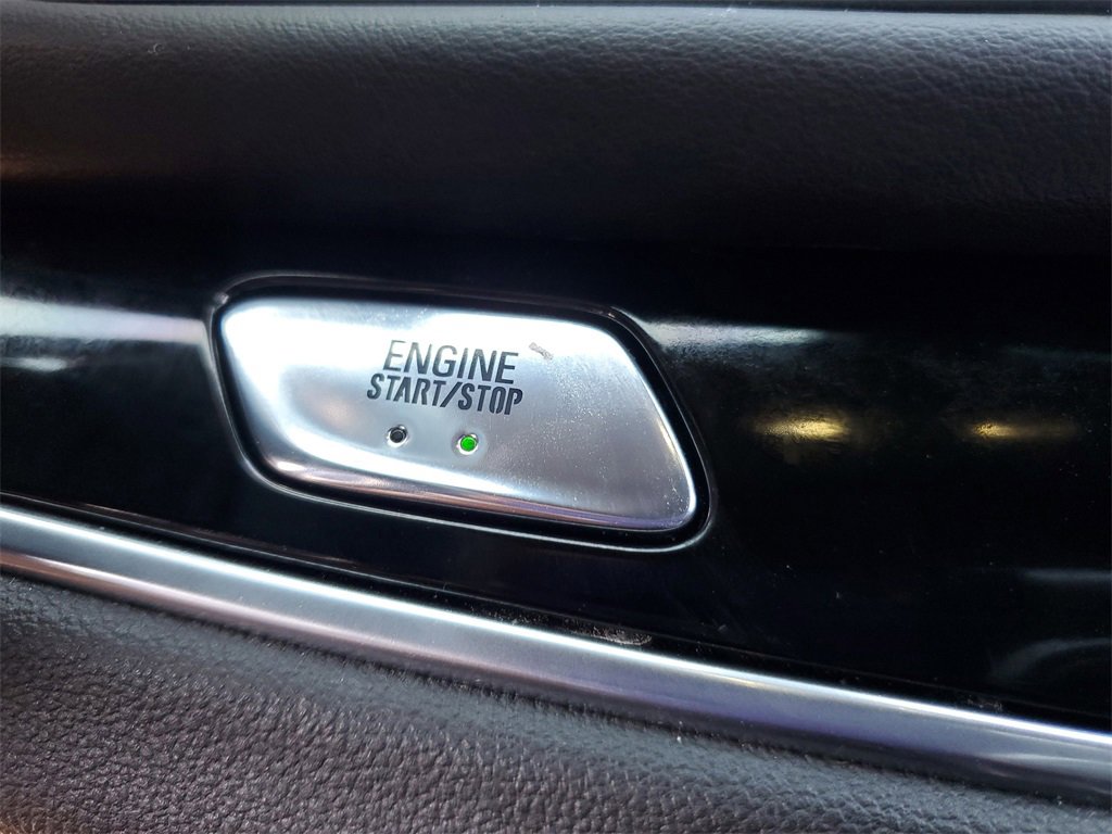 Certified 2023 Buick Enclave Avenir image 33