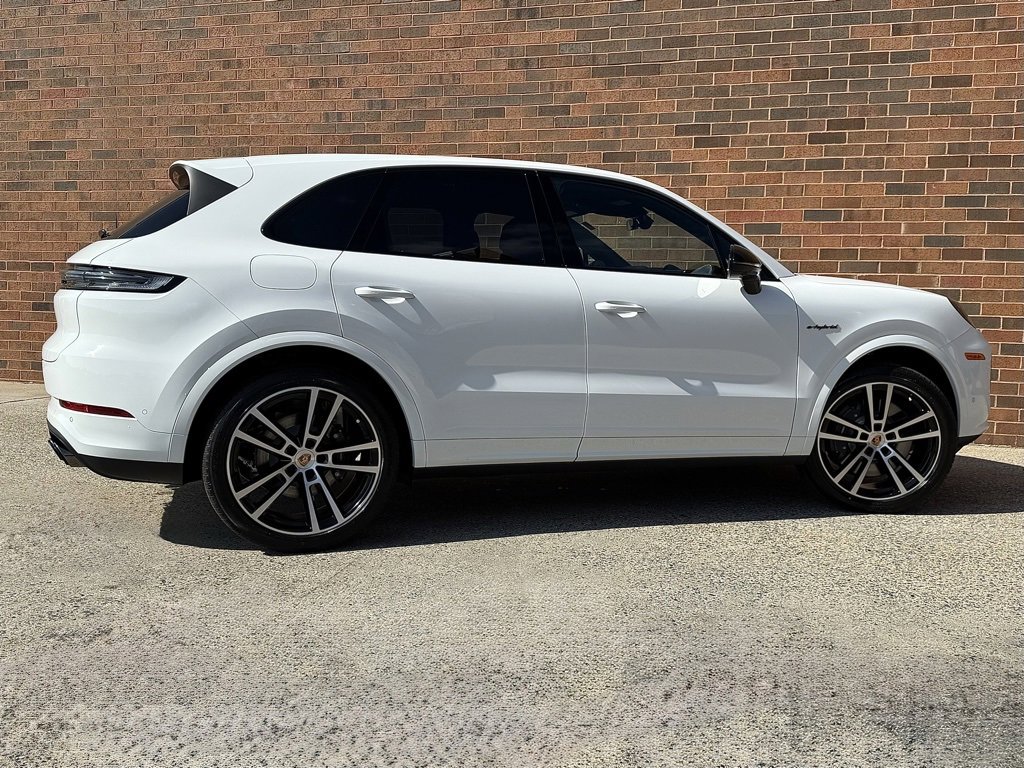 New 2026 Porsche Cayenne E-Hybrid image 7