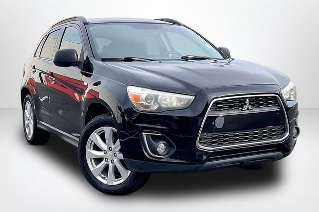 Used 2013 Mitsubishi Outlander Sport SE AWD/4WD image 1