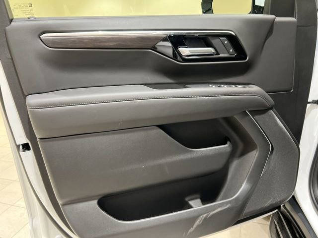New 2025 Chevrolet Suburban LS w/ Max Trailering Package RWD image 21