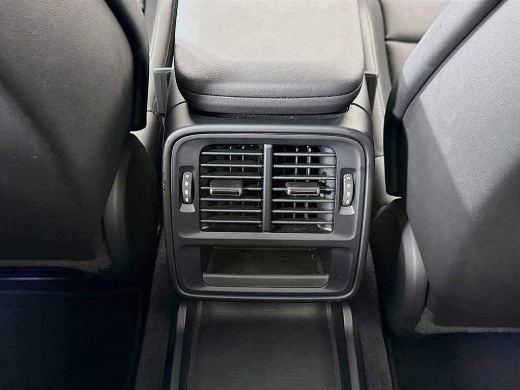 Certified 2023 Porsche Taycan w/ Premium Package RWD image 26
