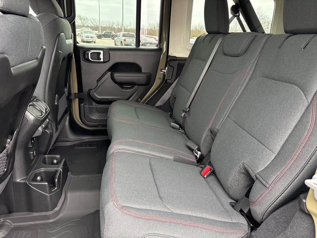 New 2026 Jeep Wrangler Unlimited Rubicon AWD/4WD image 24