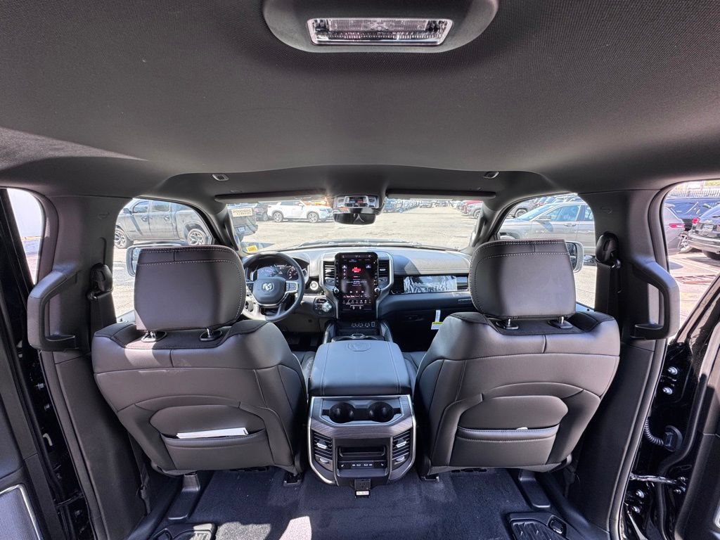 New 2026 RAM 1500 Laramie AWD/4WD image 23