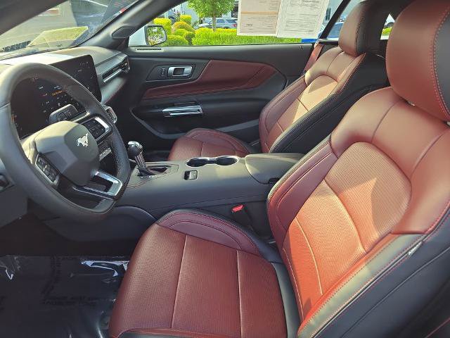 Certified 2025 Ford Mustang Premium RWD image 5