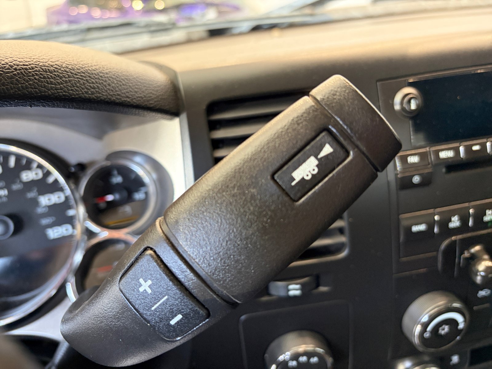 Used 2009 GMC Sierra 2500 SLE AWD/4WD image 25