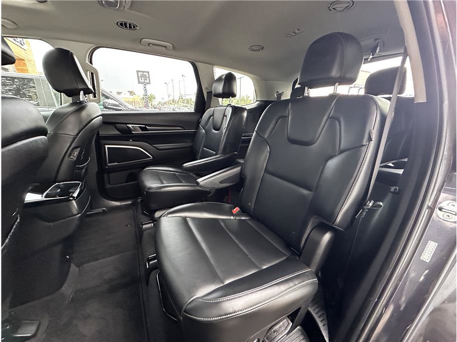 Used 2025 Kia Telluride S AWD/4WD image 16