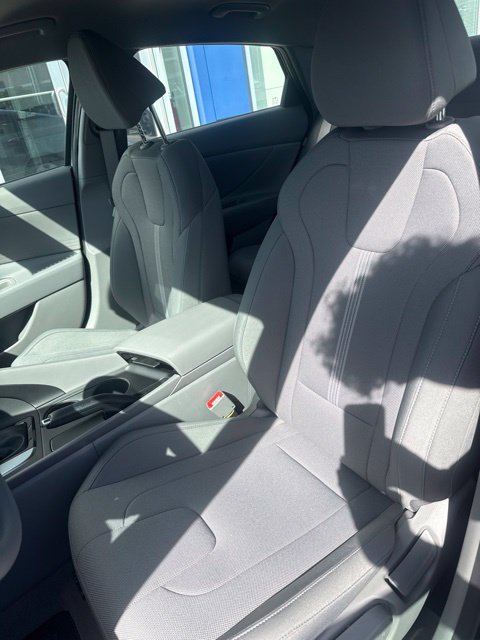 New 2026 Hyundai Elantra SE FWD image 12