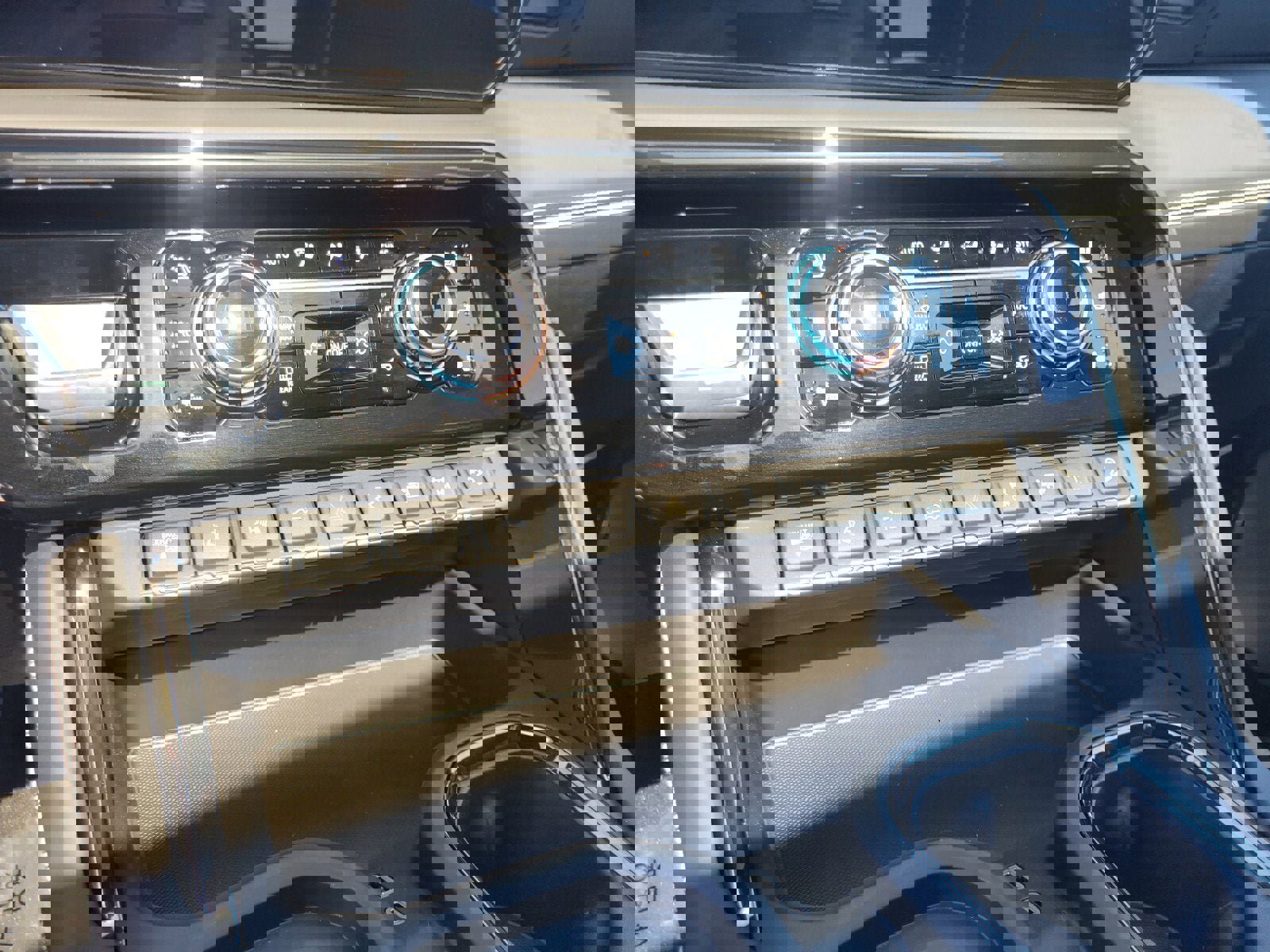 New 2026 GMC Sierra 2500 Denali Ultimate w/ Max Trailering Package image 24