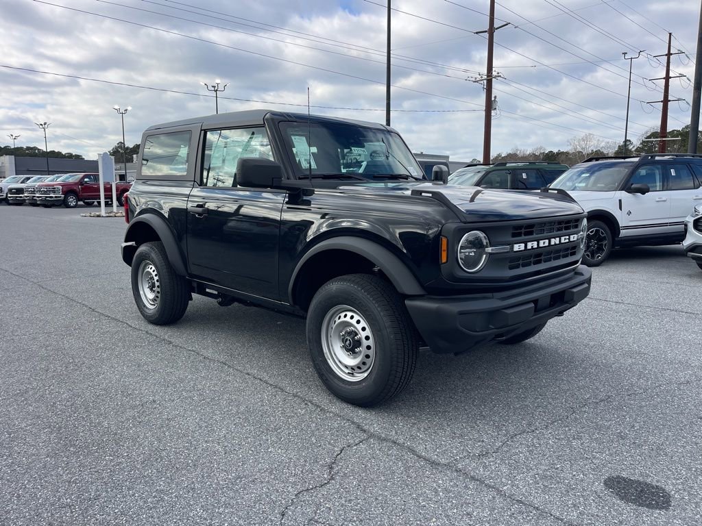New 2025 Ford Bronco 2-Door AWD/4WD image 4