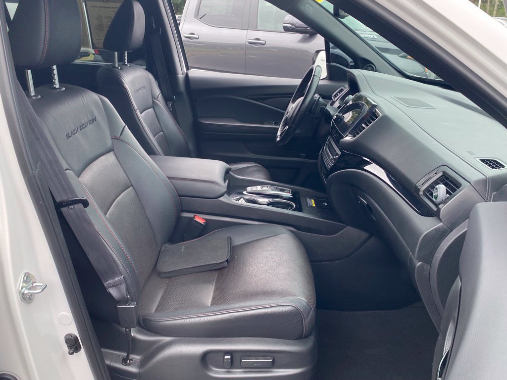 Used 2024 Honda Passport Black Edition image 20