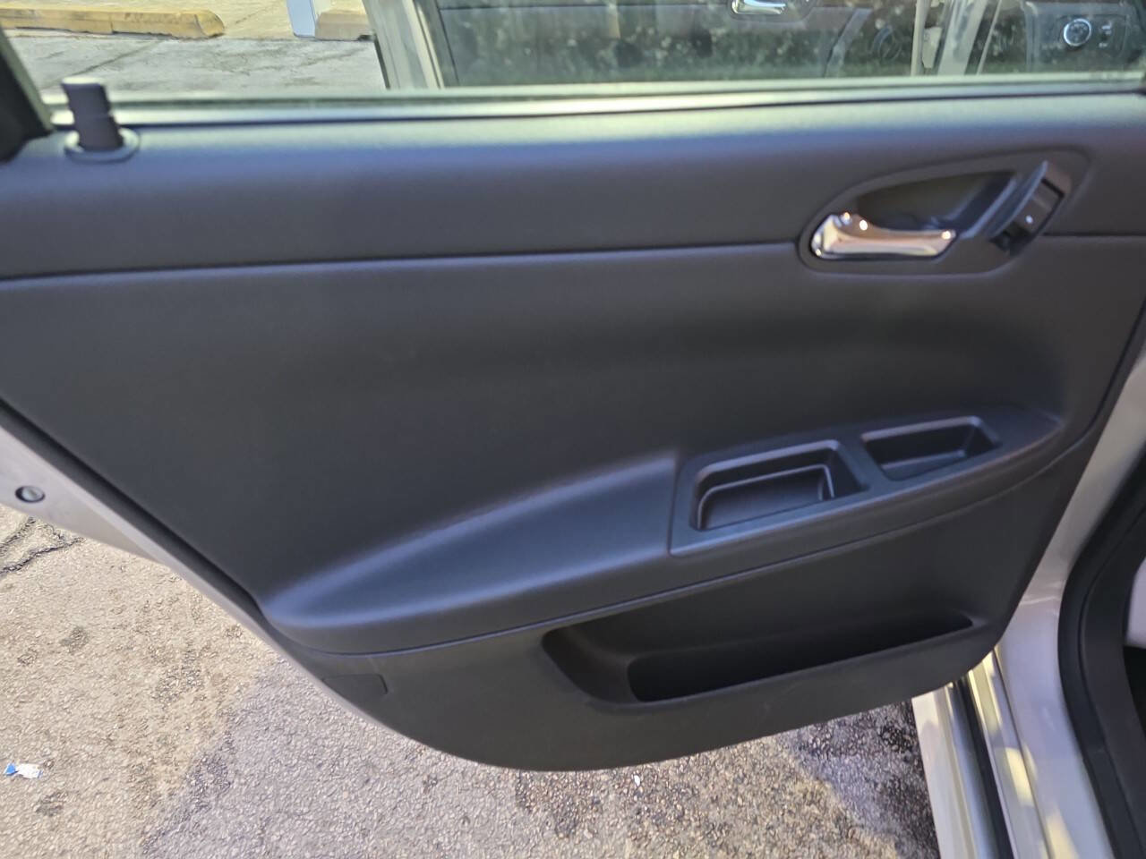 Used 2012 Chevrolet Impala LT image 13