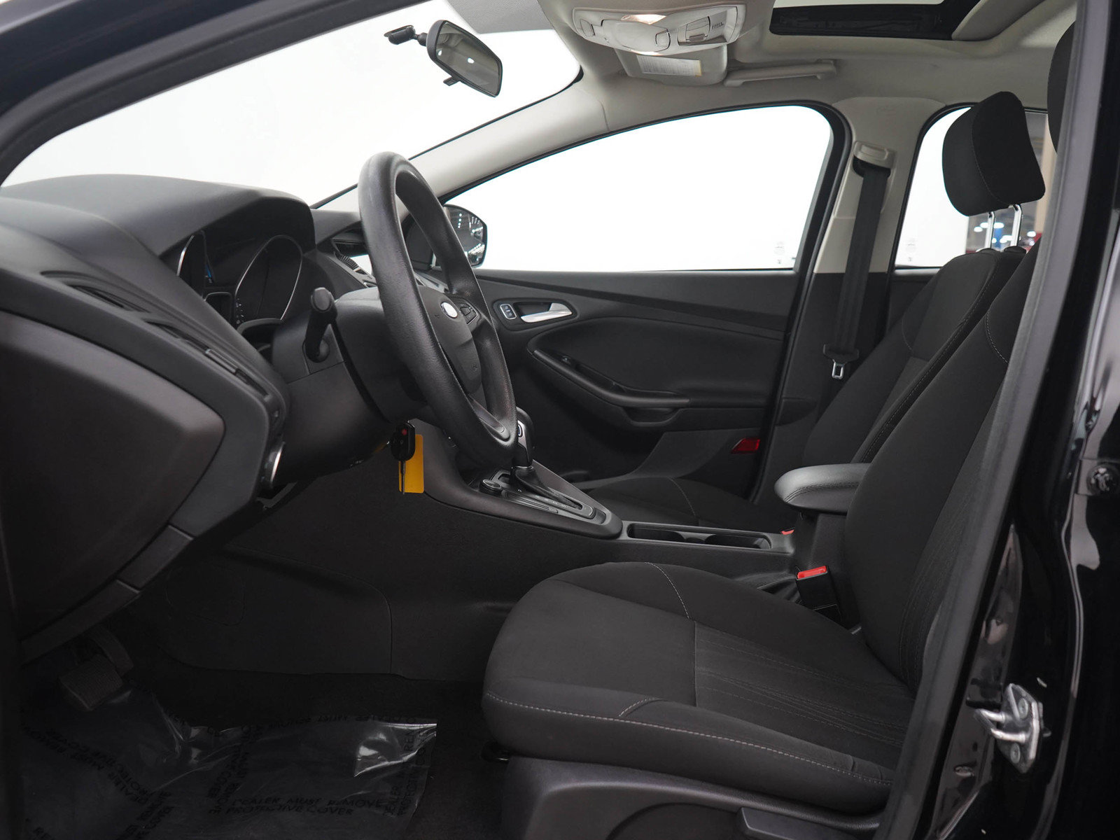 Used 2017 Ford Focus SEL w/ Interior Protection Package FWD image 22