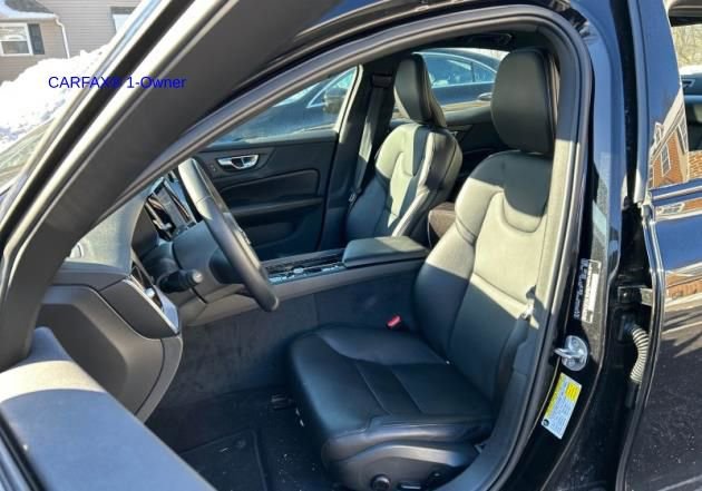 Certified 2023 Volvo S60 B5 Plus w/ Climate Package image 3