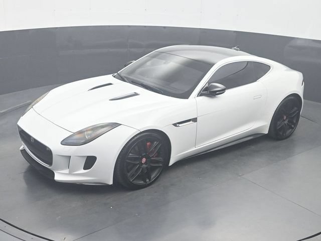 Used 2015 Jaguar F-TYPE R RWD image 19