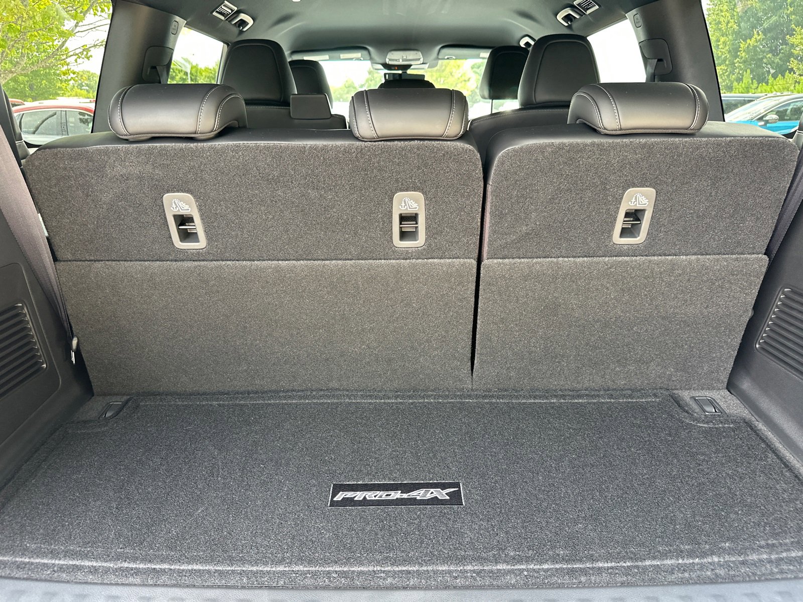 New 2025 Nissan Armada PRO-4X image 19