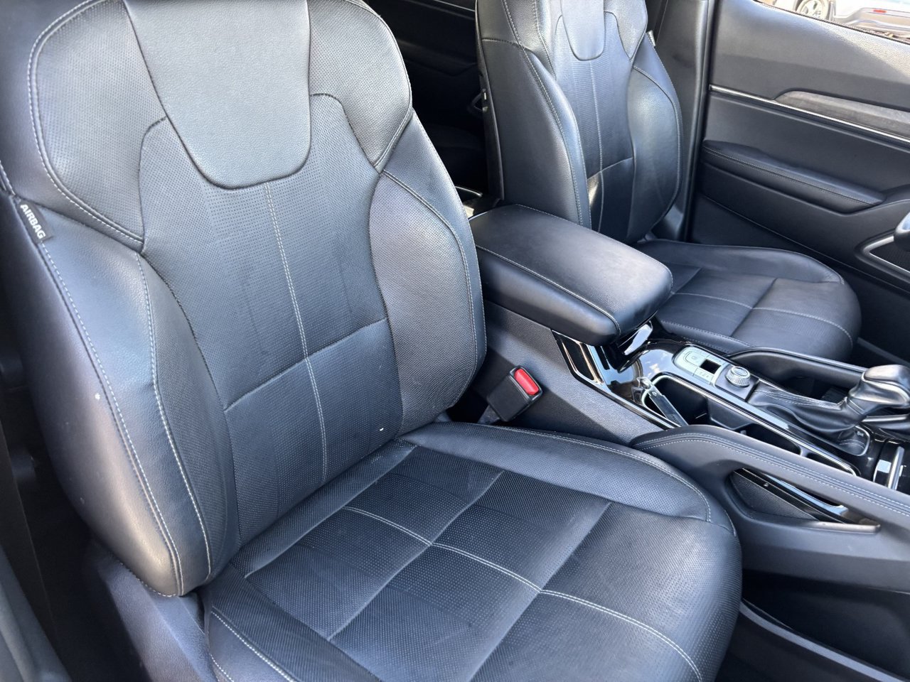 Used 2022 Kia Telluride EX w/ EX Premium Package FWD image 8