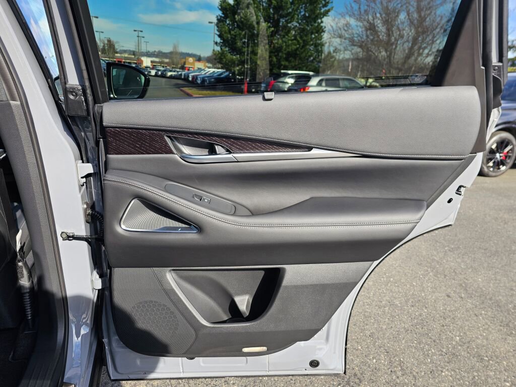 New 2025 INFINITI QX60 Sensory image 14