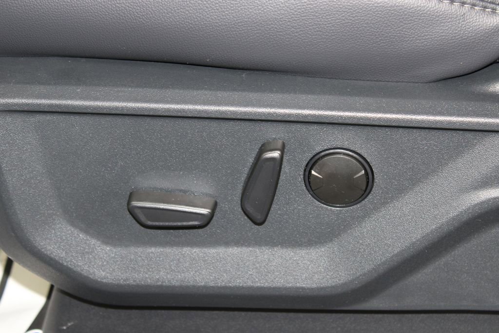 New 2026 Ford F150 Lariat w/ Equipment Group 501A Mid image 22