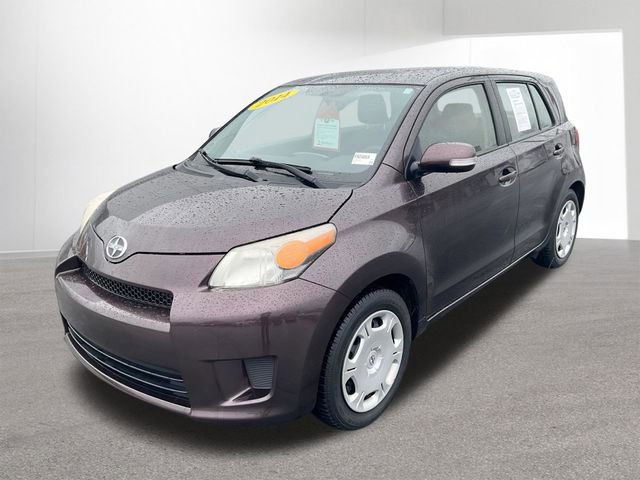 Used 2014 Scion xD image 1