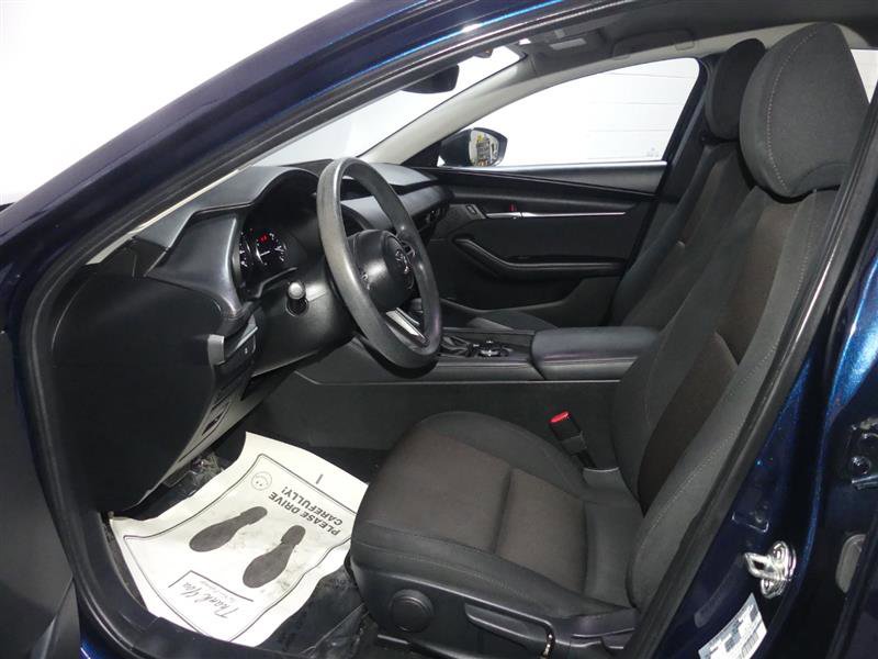 Used 2019 MAZDA MAZDA3 Sedan image 20