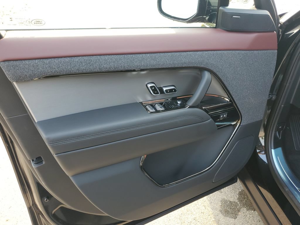 New 2026 Land Rover Range Rover Sport Dynamic SE AWD/4WD image 7