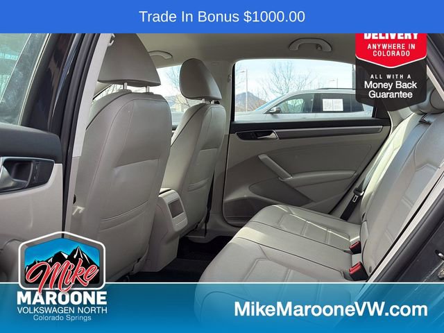 Used 2017 Volkswagen Passat 1.8T R-Line image 13