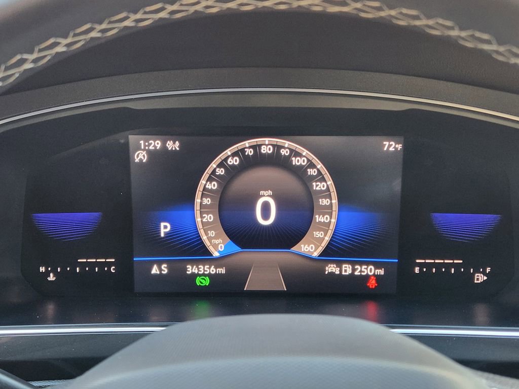 Certified 2023 Volkswagen Tiguan SE image 17