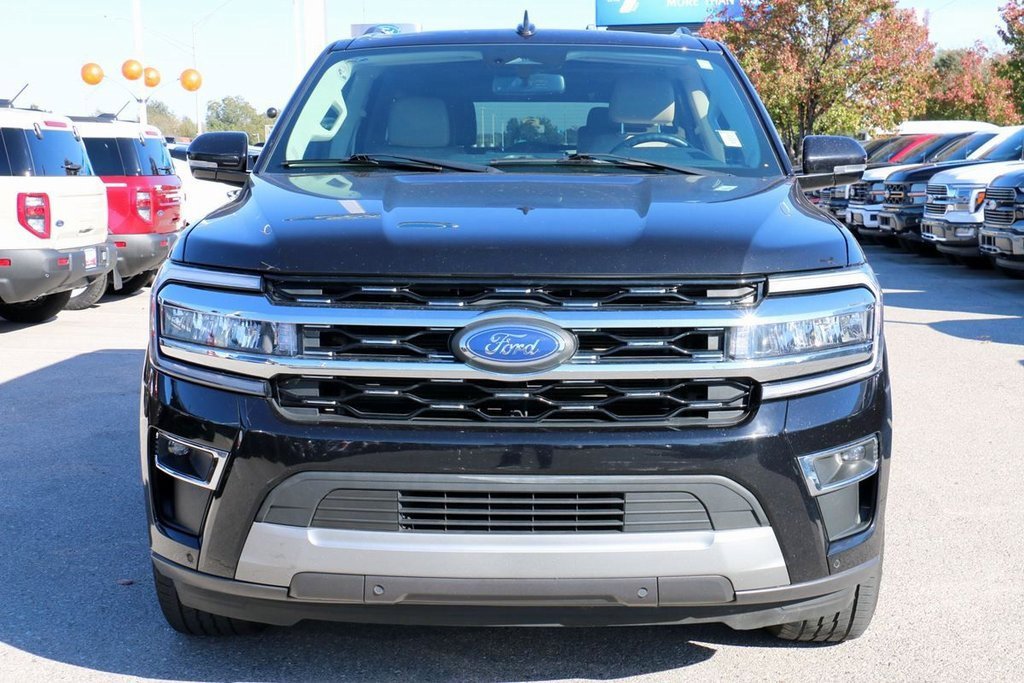 Used 2024 Ford Expedition Max Limited image 3