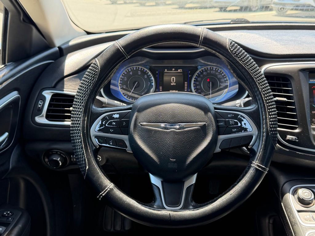 Used 2016 Chrysler 200 Limited FWD image 38