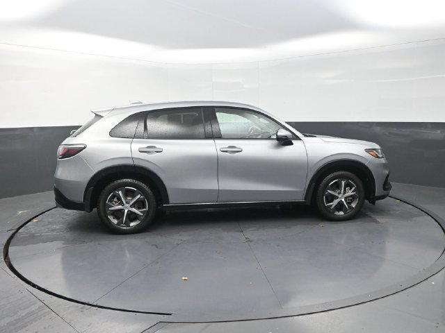 Used 2023 Honda HR-V EX-L image 10