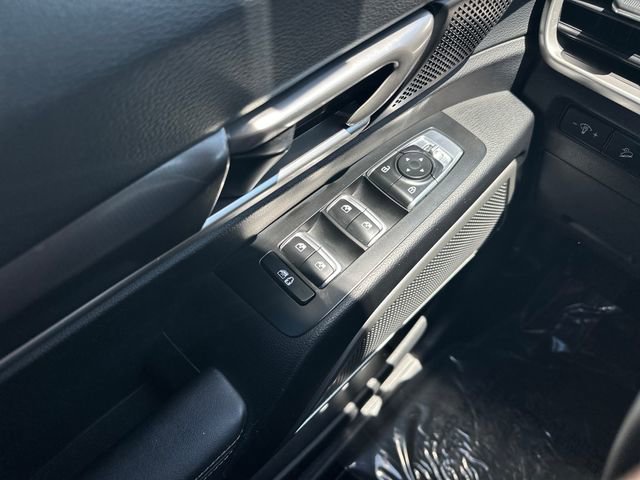 Used 2023 Kia Telluride LX FWD image 19