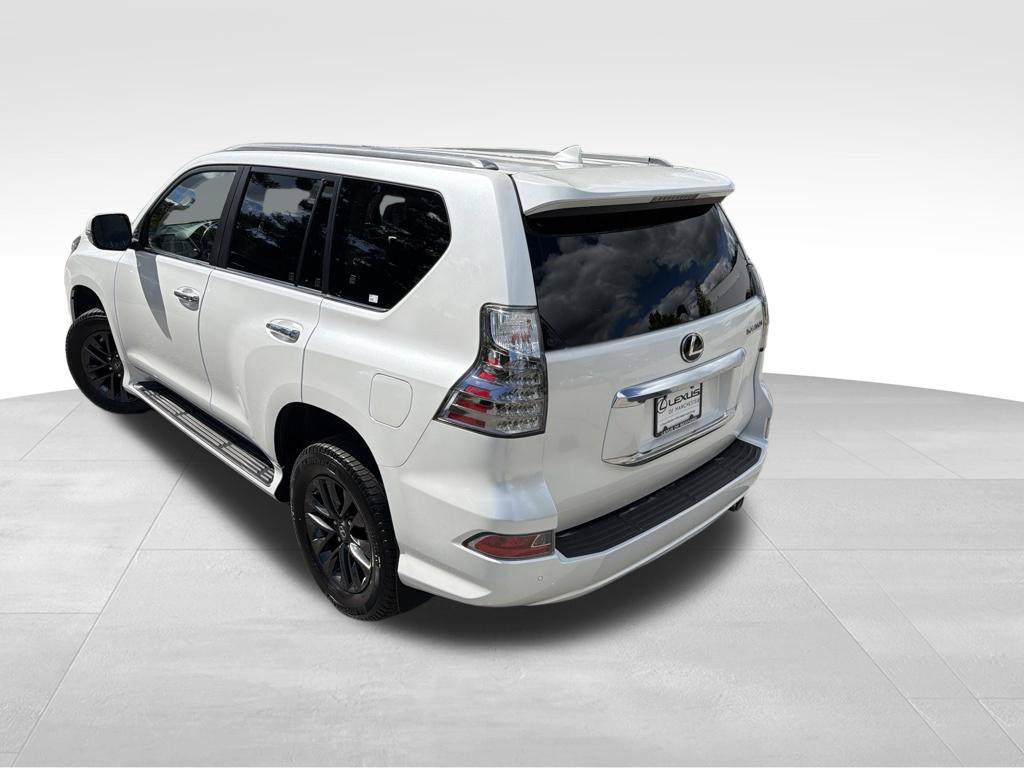 Used 2023 Lexus GX 460 Premium w/ Premium Package AWD/4WD image 4