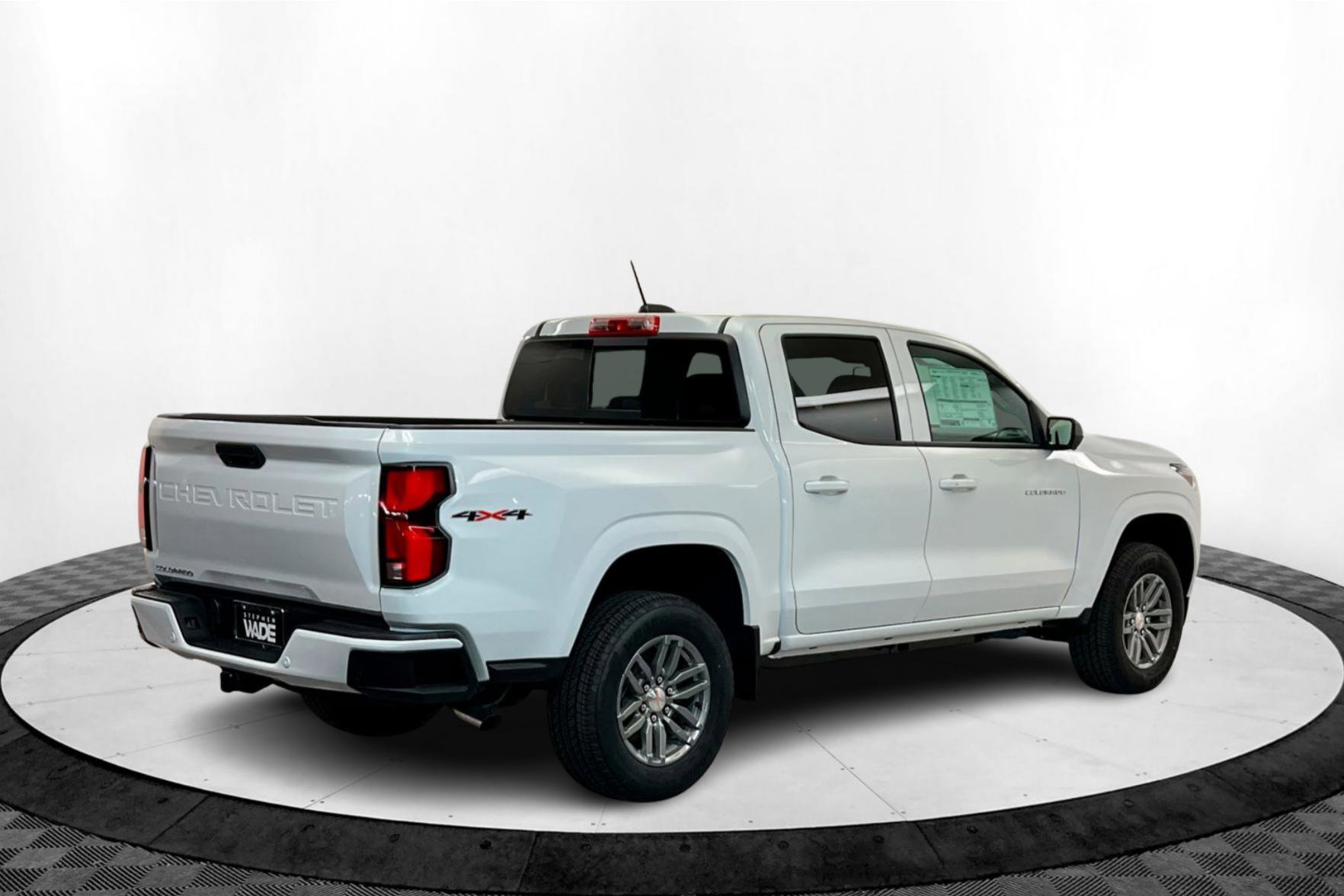New 2025 Chevrolet Colorado LT w/ LT Convenience Package image 6