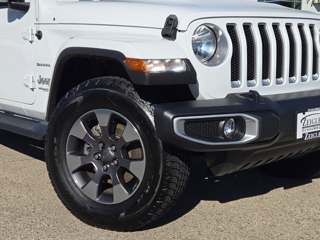 Used 2018 Jeep Wrangler Unlimited Sahara w/ Cold Weather Group image 3