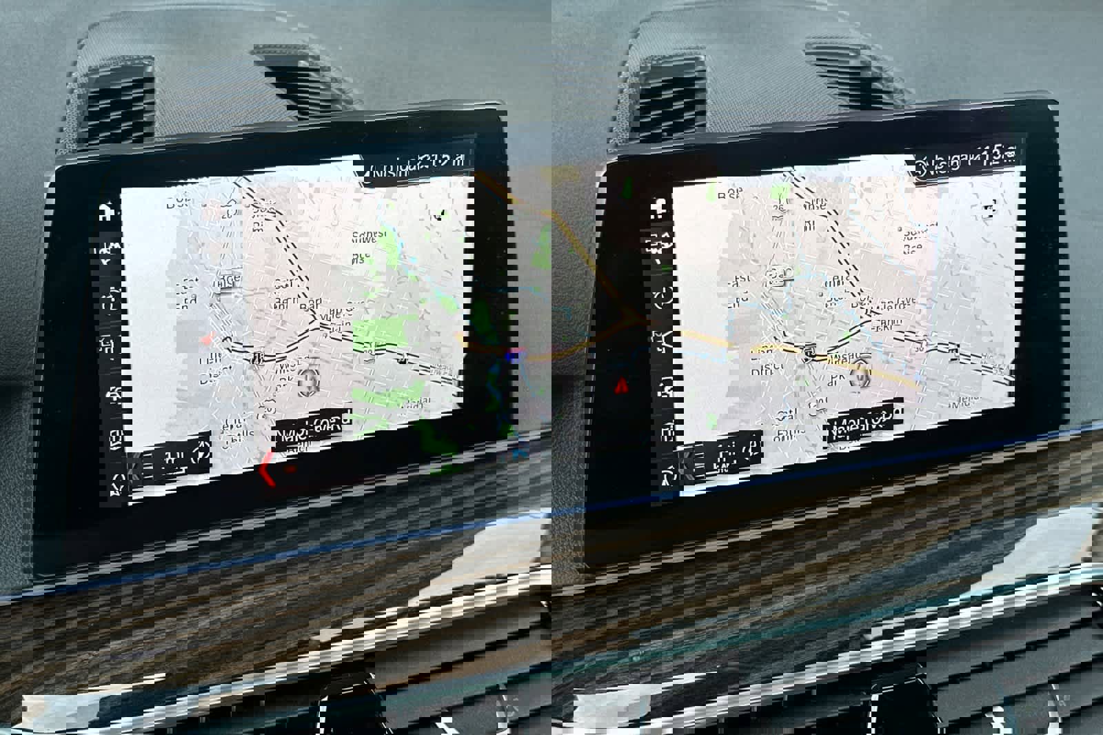 Used 2019 BMW 530e image 18