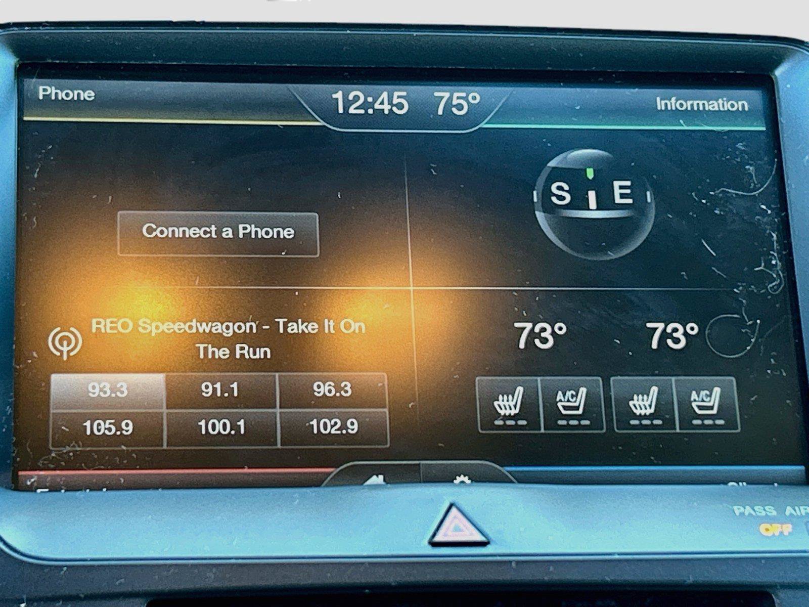 Used 2015 Ford Taurus Limited FWD image 29