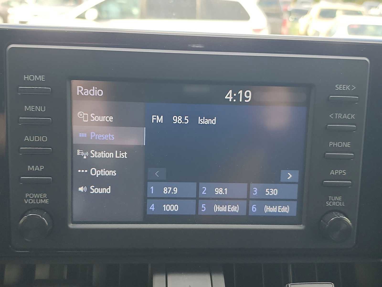 Used 2022 Toyota RAV4 LE FWD image 17