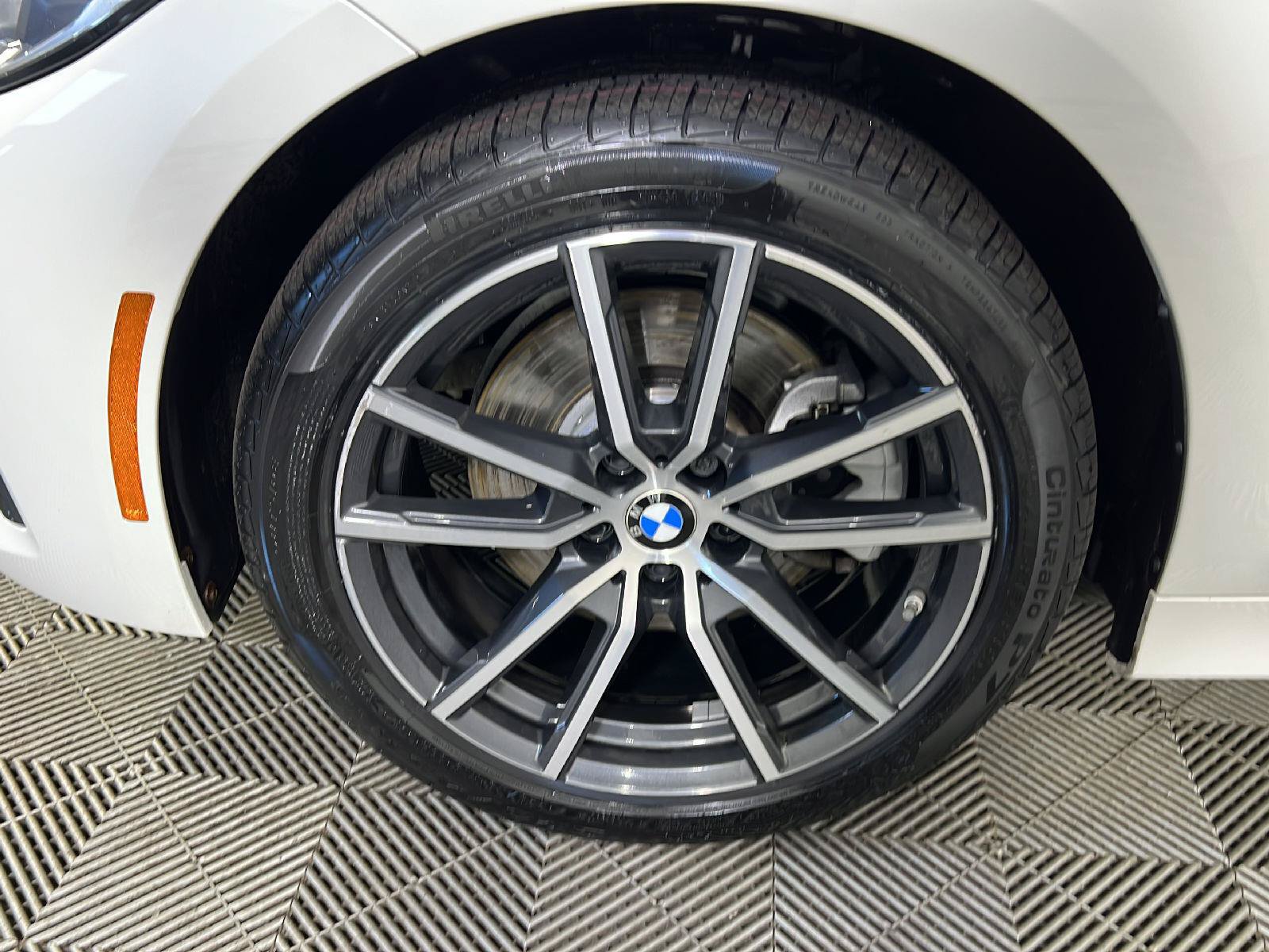 Used 2021 BMW 330i xDrive Sedan w/ Convenience Package AWD/4WD image 13