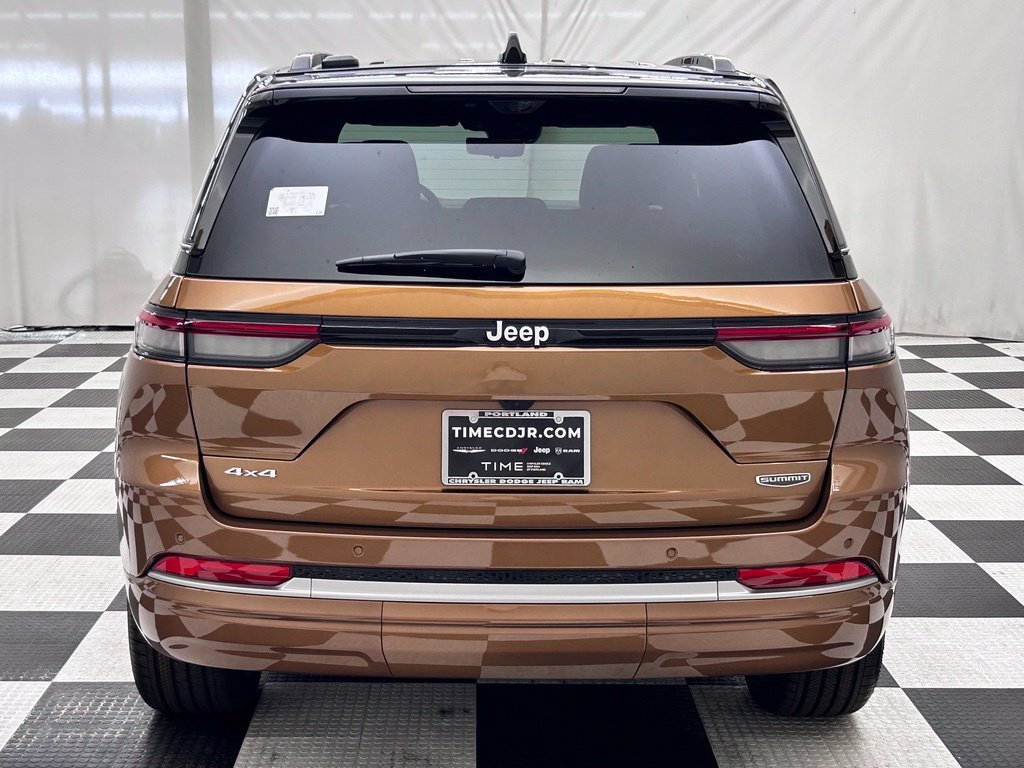New 2027 Jeep Grand Cherokee Summit AWD/4WD image 6