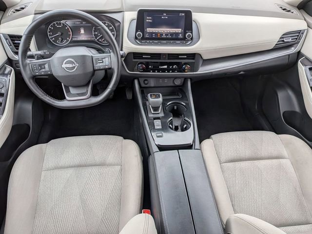 Used 2025 Nissan Rogue SV FWD image 27